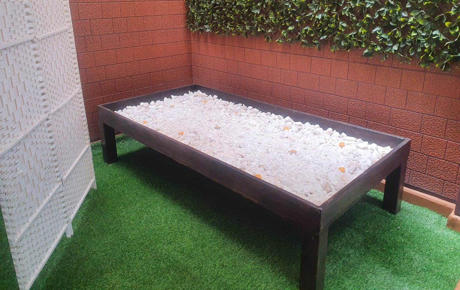 Masaje profundo en la espalda